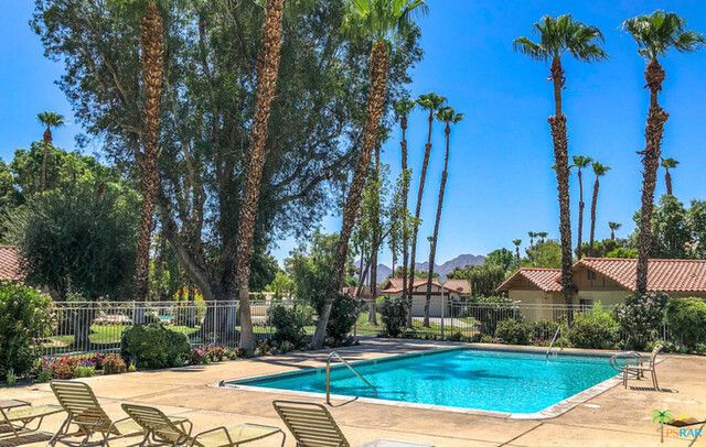 75235 Vista Corona, Palm Desert, CA 92211