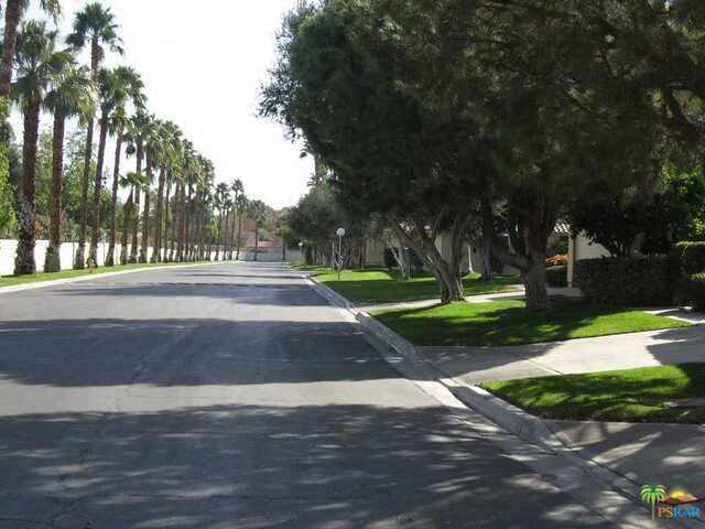 75235 Vista Corona, Palm Desert, CA 92211