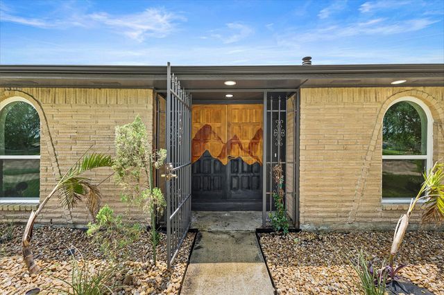 715 Whippoorwill Dr, Missouri City, TX 77489