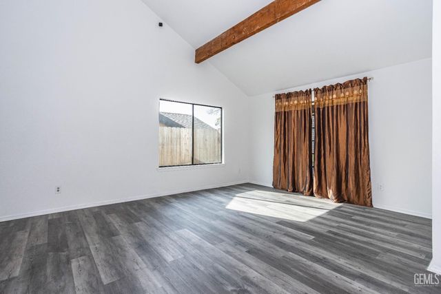 2705 Puder Street, Bakersfield, CA 93306