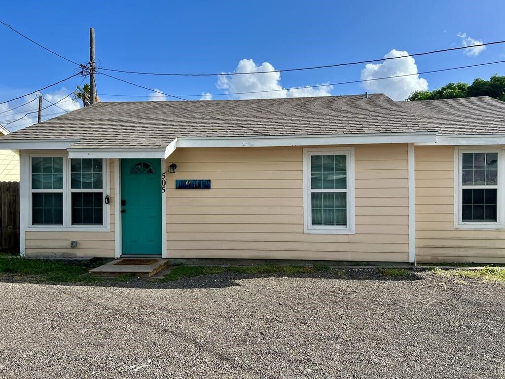 507 S Arch, Aransas Pass, TX 78335 — exterior