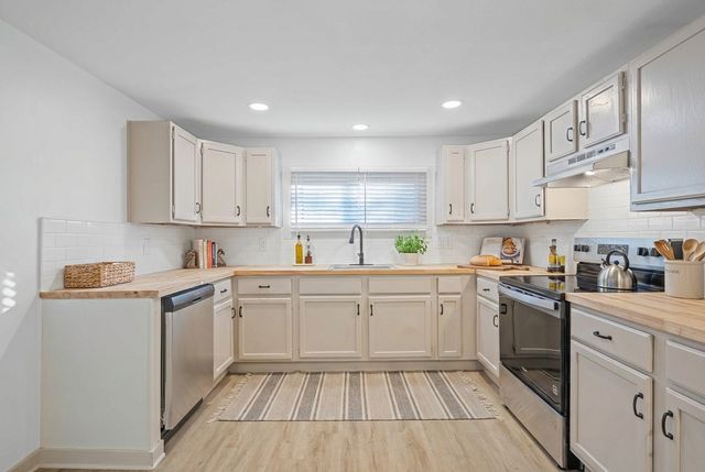 115 66th Ave, Palmer, TN 37365