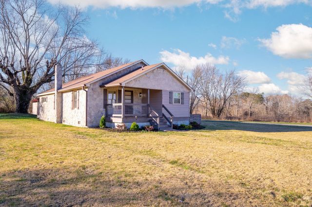 115 66th Ave, Palmer, TN 37365