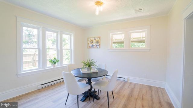 9 OAKWOOD CIR, Camp Hill, PA 17011