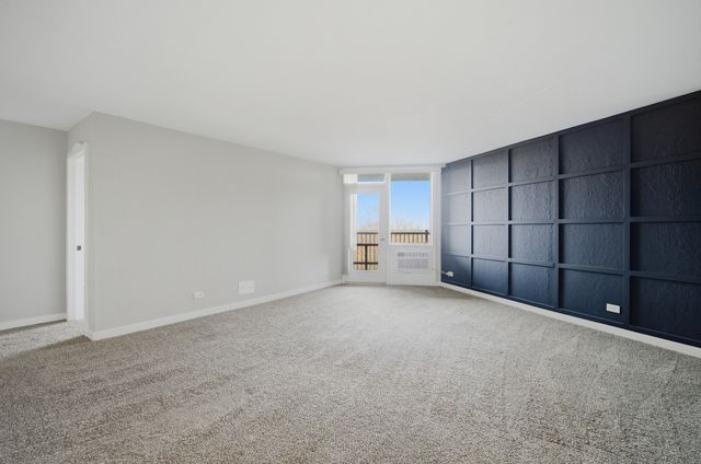 1 Renaissance Place 709, Palatine, IL 60067