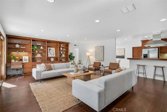 3319 Candlewood Drive, Bakersfield, CA 93306