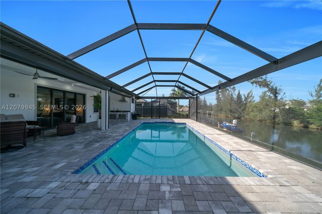 2127 SW 17TH PL, Cape Coral, FL 33991