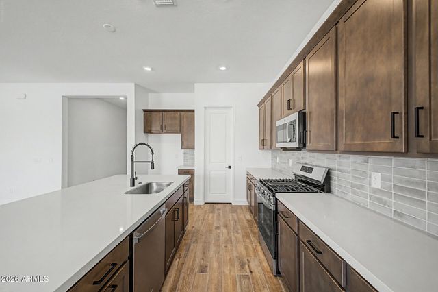 22212 W BLACKHAWK Drive, Surprise, AZ 85387