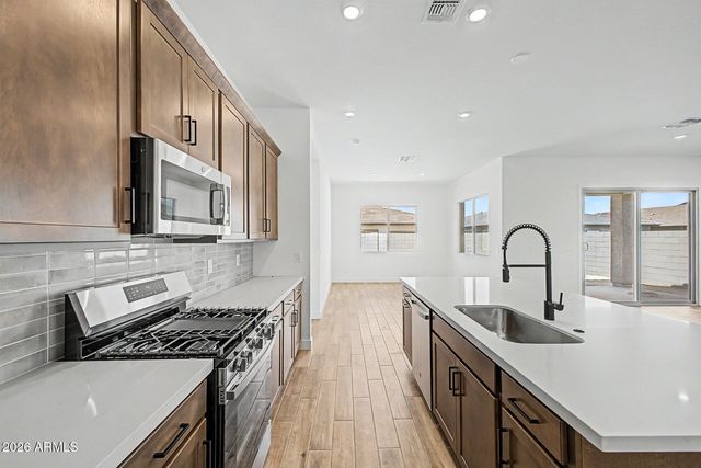 22212 W BLACKHAWK Drive, Surprise, AZ 85387