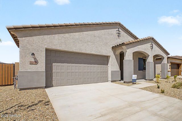 22212 W BLACKHAWK Drive, Surprise, AZ 85387