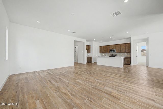 22212 W BLACKHAWK Drive, Surprise, AZ 85387
