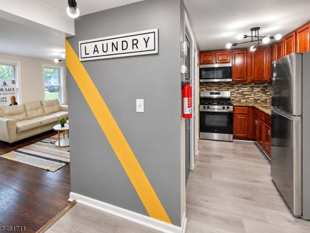 1922 Barnett St, Rahway City, NJ 07065