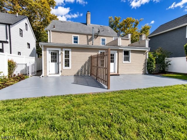 1922 Barnett St, Rahway City, NJ 07065