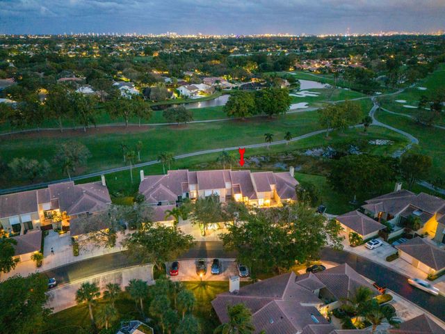 257 OLD MEADOW Way, Palm Beach Gardens, FL 33418