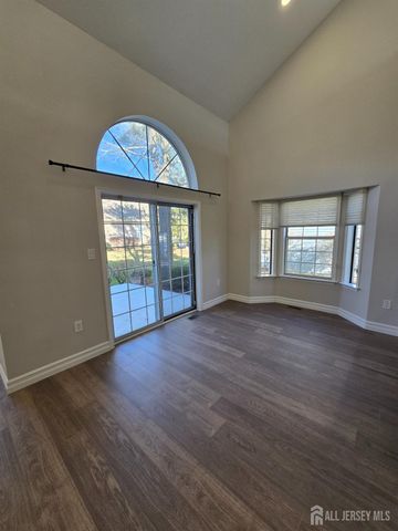 14 Canterbury Drive A, Monroe, NJ 08831