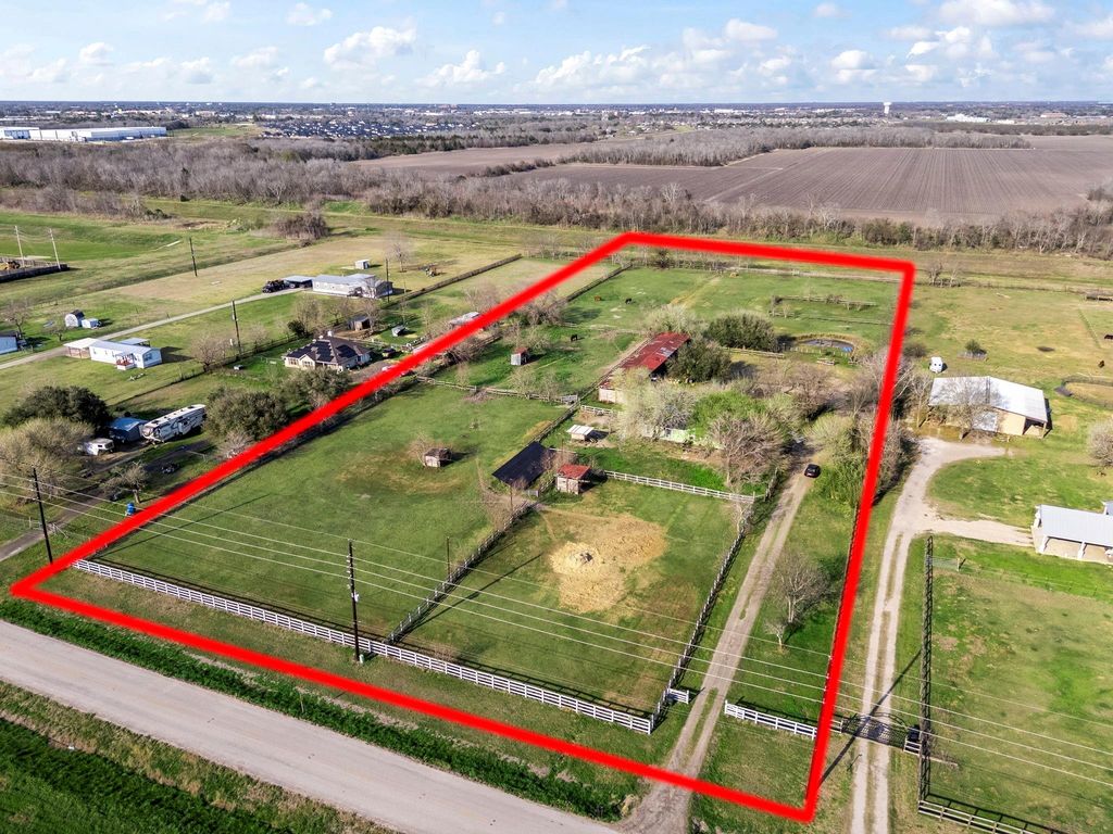 6119 Koeblen Road, Richmond, TX 77469