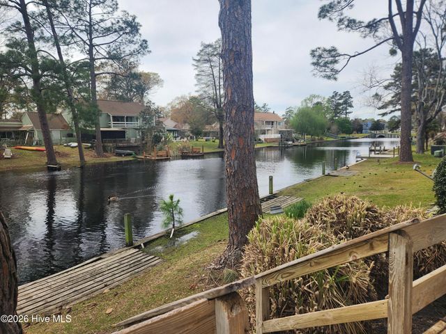 165 Quarterdeck, New Bern, NC 28562