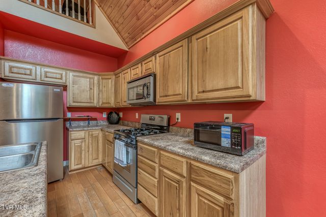 139 Charlie Harrell Lane, Hampton, TN 37658