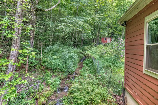 139 Charlie Harrell Lane, Hampton, TN 37658