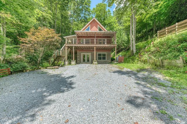 139 Charlie Harrell Lane, Hampton, TN 37658