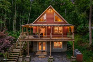 139 Charlie Harrell Lane, Hampton, TN 37658