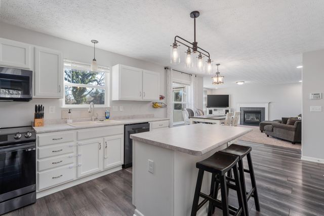 3120 Capstone Way, Columbus, OH 43221