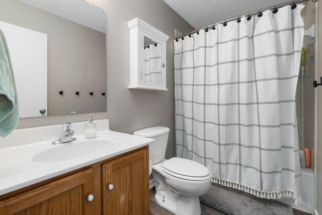 3120 Capstone Way, Columbus, OH 43221