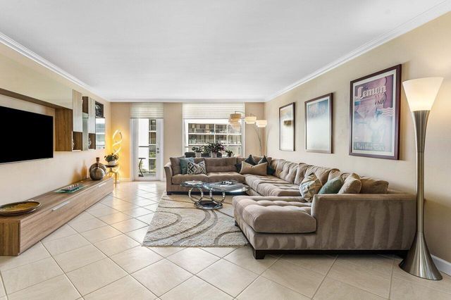 3450 S Ocean Boulevard 5010, Palm Beach, FL 33480