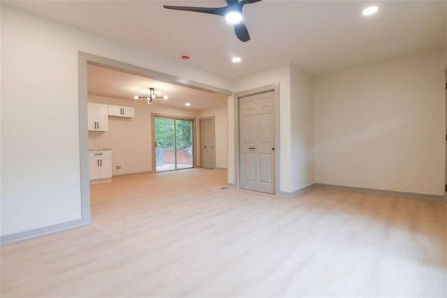 4396 Greenleaf Circle, Atlanta, GA 30331