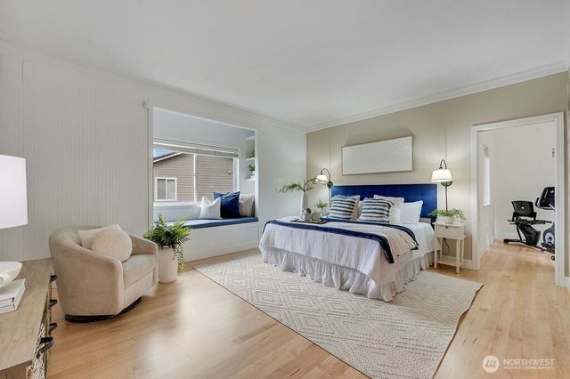 654 9th Court, Fox Island, WA 98333