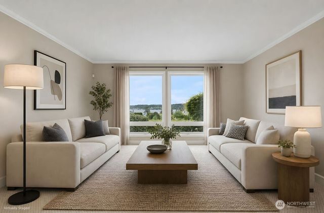654 9th Court, Fox Island, WA 98333