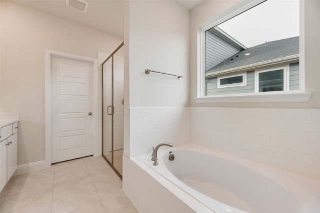 552 Marcus Lane, Crowley, TX 76036
