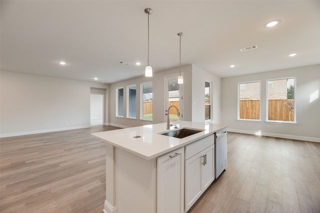 552 Marcus Lane, Crowley, TX 76036
