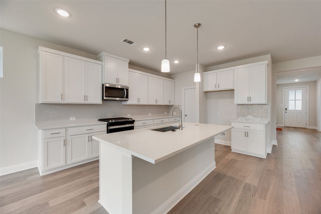 552 Marcus Lane, Crowley, TX 76036