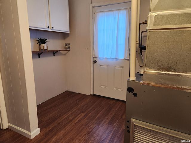 820 AIRPORT Road, Mt Vernon, IL 62864