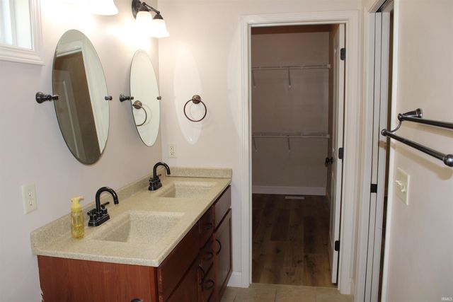 11745 Juniper Court, Evansville, IN 47725