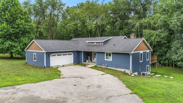 8300 Grand River Drive SE, Ada, MI 49301