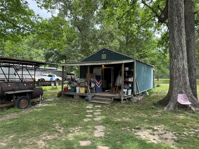 11261 Crossno Drive, Cleveland, TX 77328