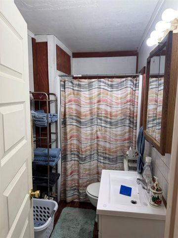 11261 Crossno Drive, Cleveland, TX 77328