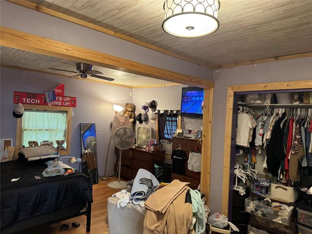 11261 Crossno Drive, Cleveland, TX 77328