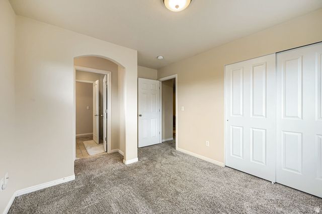 5058 W LONDON BAY DR, Riverton, UT 84096