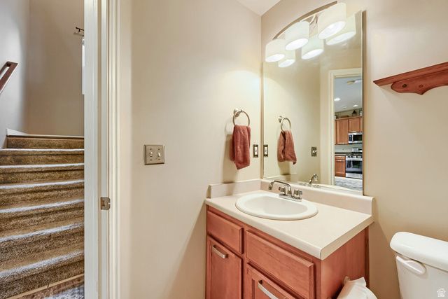 5058 W LONDON BAY DR, Riverton, UT 84096