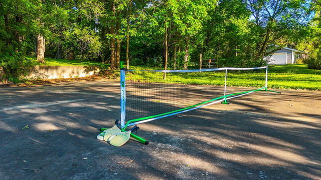2712 N OAKLAND GRAVEL RD, Columbia, MO 65202