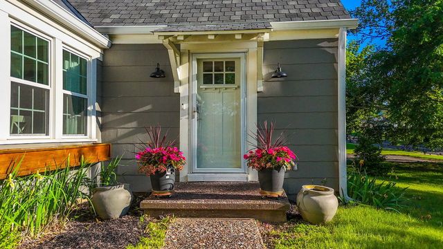 2712 N OAKLAND GRAVEL RD, Columbia, MO 65202
