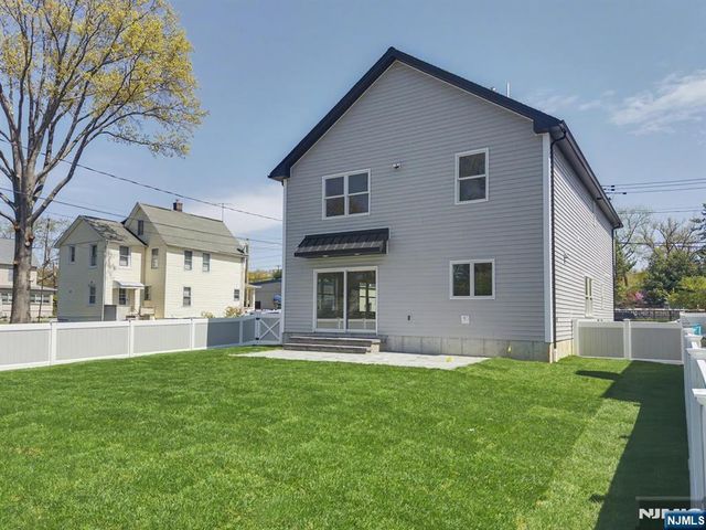 34 Zazzetti Street, Waldwick, NJ 07463