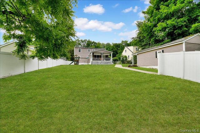 10 Susquehanna Road, Ossining, NY 10562