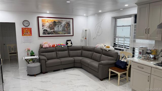 144-11 Sanford Avenue 1N, Flushing, NY 11355