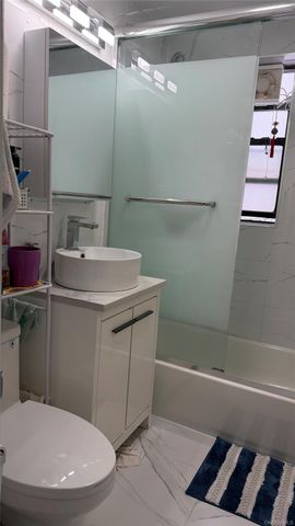 144-11 Sanford Avenue 1N, Flushing, NY 11355