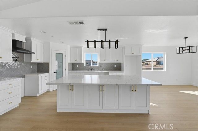 11412 Calcite Street, Hesperia, CA 92345