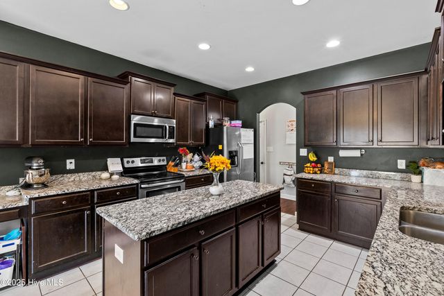 205 Zonnie Lane, Jacksonville, NC 28540